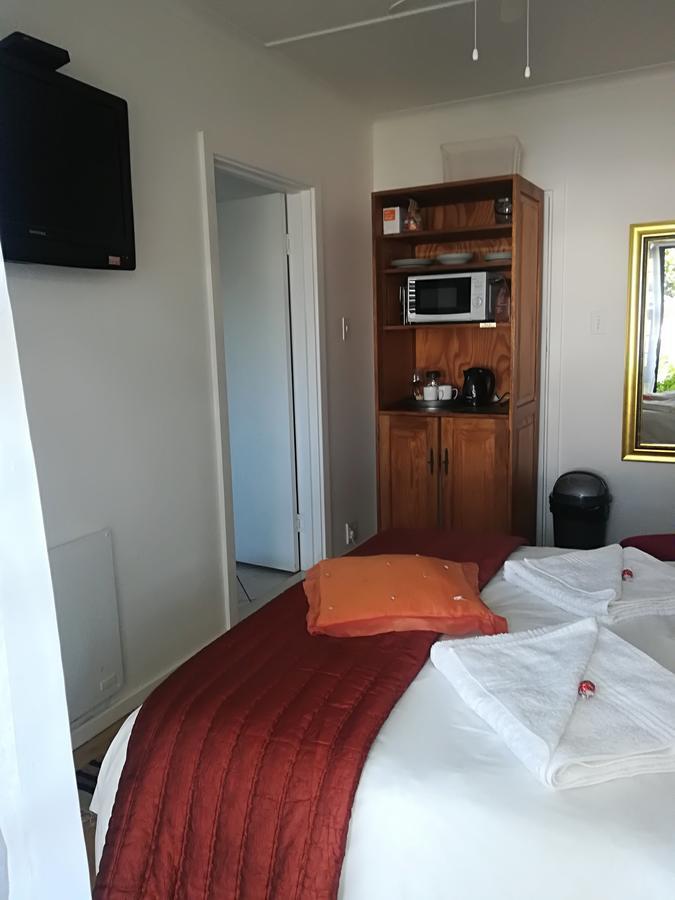 Lighthouse Accommodation East London Bagian luar foto